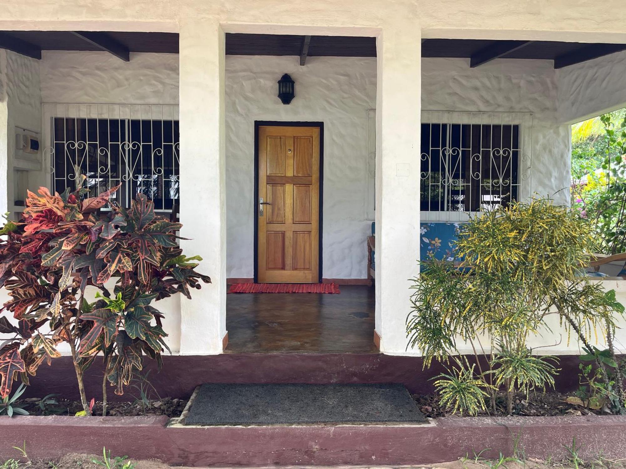 Hcs Bungalows Turtle Bay Rustic Bungalow Au Cap Exterior foto